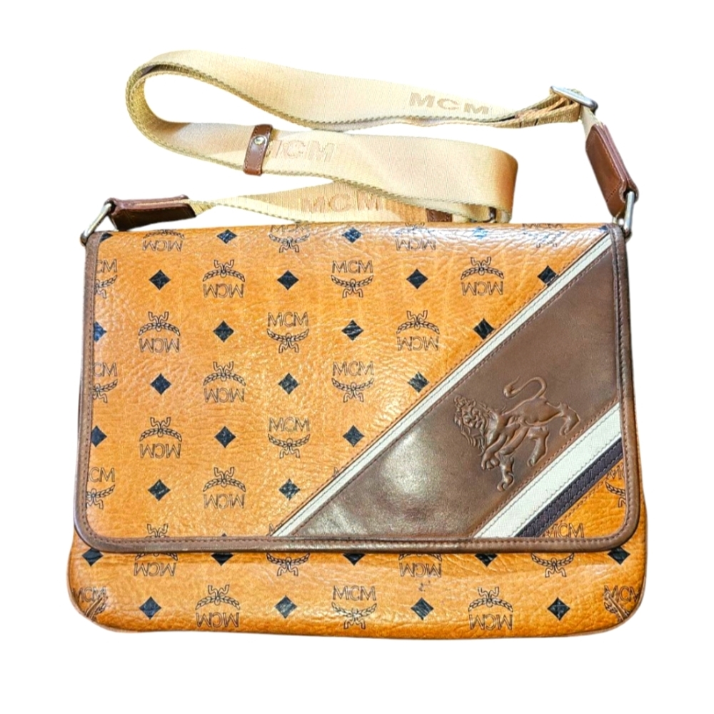 MCM Calfskin Visetos Munich Lion Messenger Cognac